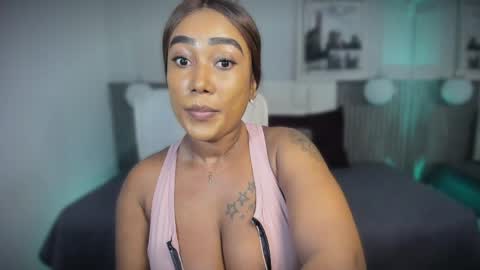 Snapshot of alessia_anderson07 chatting on May 14, 8:15 pm Yy online show from May 14, 8:15 pm