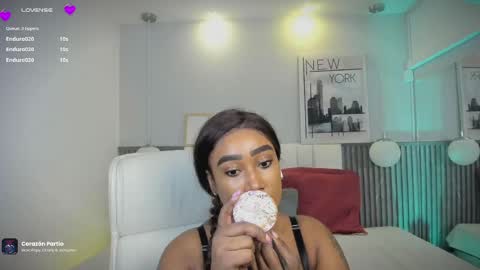 Snapshot of alessia_anderson07 chatting on May 22, 10:04 pm Yy online show from May 22, 10:04 pm