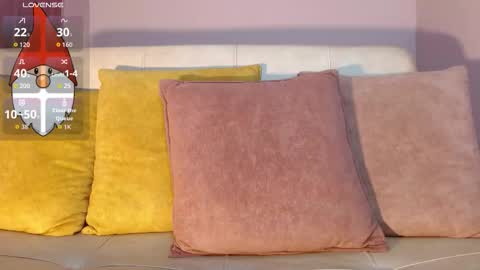 Alessia online show from December 3, 4:05 pm