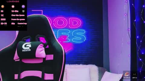 alessiacroft online show from March 10, 5:34 am