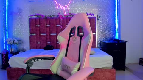 Alessia online show from February 5, 8:35 pm