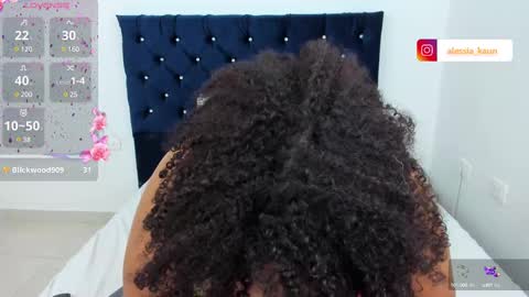 Snapshot of alessiakaunn chatting on March 5, 2:14 am Alison online show from March 5, 2:14 am