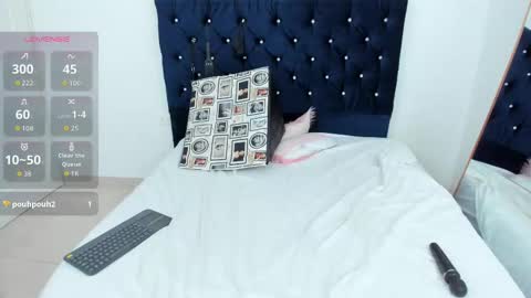 Snapshot of alessiakaunn chatting on November 12, 11:25 pm Alison online show from November 12, 11:25 pm