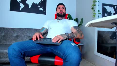 Aless Rose online show from February 19, 8:05 pm