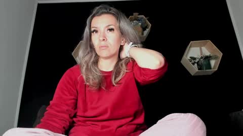 alesys69 online show from April 23, 9:28 pm