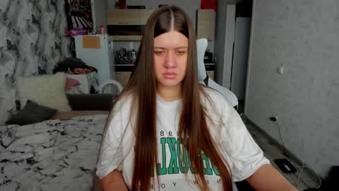 Aletta Oushen online show from November 11, 8:36 am