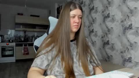 Aletta Oushen online show from November 21, 10:36 am