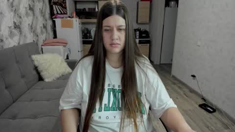 Aletta Oushen online show from December 2, 1:17 pm