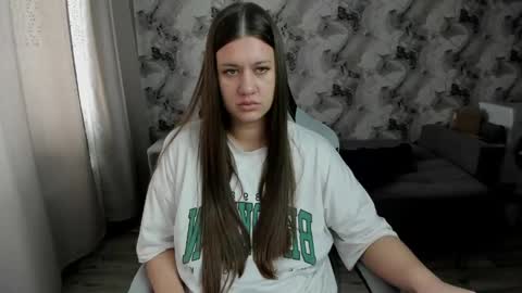 Aletta Oushen online show from April 18, 10:41 am