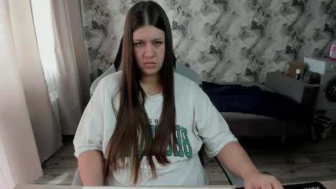 Aletta Oushen online show from April 22, 10:17 am