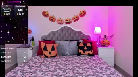 alettablacck online show from October 25, 1:13 am