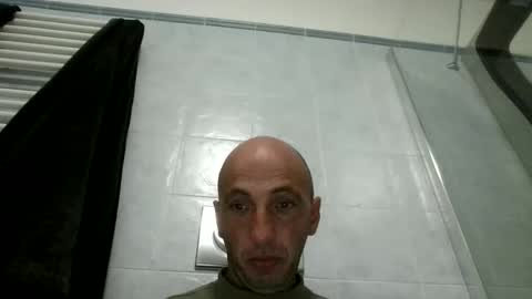 Snapshot of alex120475 chatting on March 10, 9:03 am alex120475 online show from March 10, 9:03 am