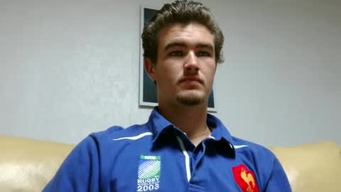 Snapshot of alex83530 chatting on December 7, 12:02 pm Alex83530 online show from December 7, 12:02 pm