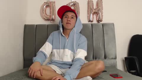 Owen online show from December 4, 1:58 am