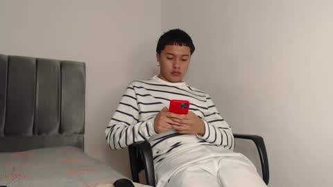 Owen online show from January 17, 4:49 am