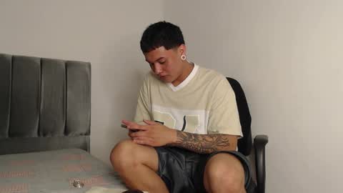 Owen online show from January 28, 5:00 am