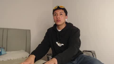 Owen online show from February 7, 2:37 am