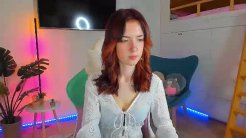 Snapshot of alex__shine chatting on July 14, 6:51 am Alex Shine online show from July 14, 6:51 am