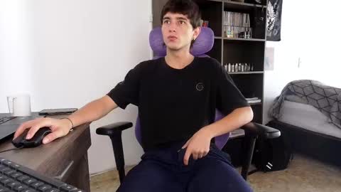 alex_connorr online show from October 3, 3:20 pm