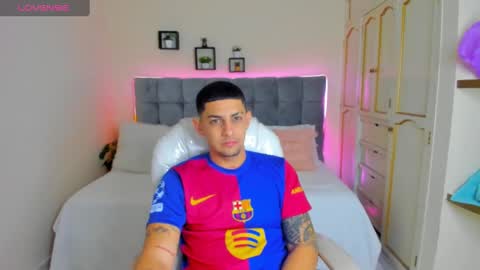 alex online show from February 22, 12:19 pm