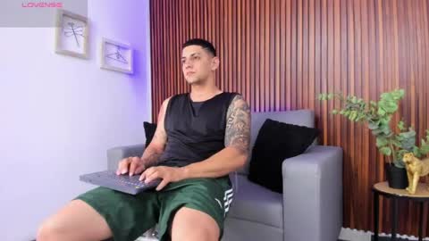 alex online show from April 15, 12:34 pm