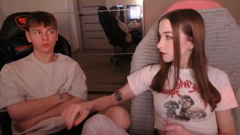 Alex online show from October 18, 8:53 pm