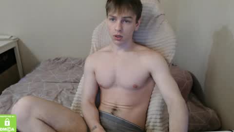 Snapshot of alex_gotcha chatting on May 8, 8:58 pm Alex online show from May 8, 8:58 pm