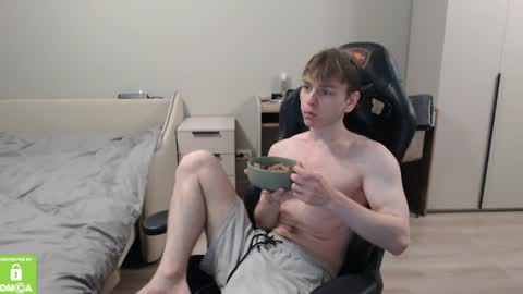 Snapshot of alex_gotcha chatting on July 11, 3:37 pm Alex online show from July 11, 3:37 pm