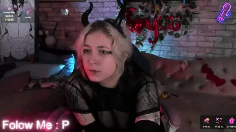 Snapshot of alex_howell chatting on February 27, 8:42 pm alex_howell online show from February 27, 8:42 pm