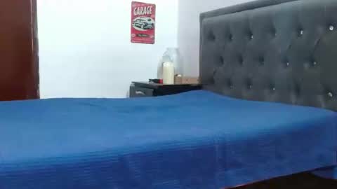 alex online show from January 14, 9:52 pm