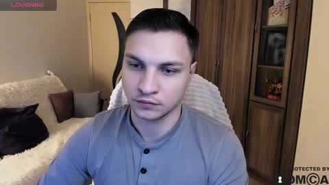 alex_milson online show from October 25, 7:30 pm