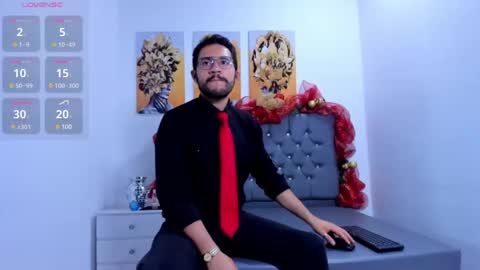 Snapshot of alex_oconner69 chatting on December 25, 11:42 pm ALEX online show from December 25, 11:42 pm