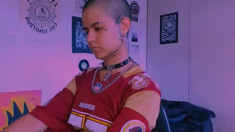 Alex online show from February 25, 7:45 pm