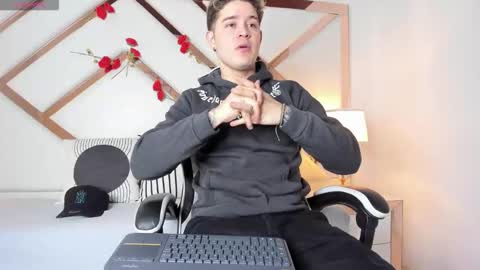 Alex  online show from February 14, 8:05 pm