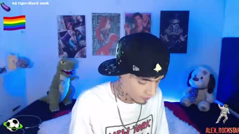Snapshot of alex_rockstar chatting on June 29, 12:28 am online show from June 29, 12:28 am