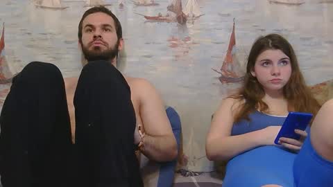 Alex and Sarah online show from March 9, 1:37 pm