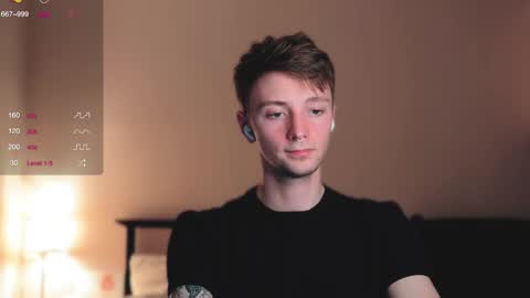 alex_schafer online show from October 3, 6:49 pm