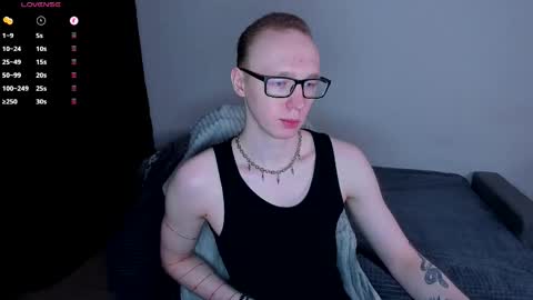 alex_silent online show from March 3, 2:07 am