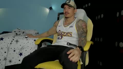 alex_sthorm online show from September 23, 3:09 am