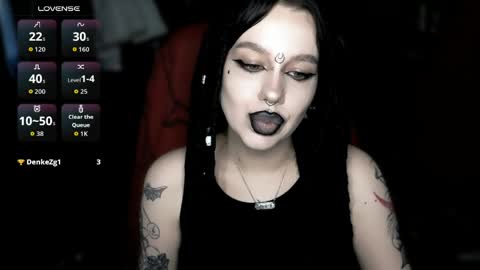 Snapshot of alex_succubus chatting on May 10, 2:39 am Alex Succubus online show from May 10, 2:39 am
