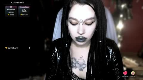 Snapshot of alex_succubus chatting on May 14, 4:41 am Alex Succubus online show from May 14, 4:41 am