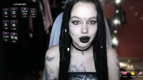 Snapshot of alex_succubus chatting on May 26, 10:50 pm Alex Succubus online show from May 26, 10:50 pm