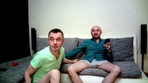 Snapshot of alex_tobey chatting on November 15, 5:38 am Alex and Tobey online show from November 15, 5:38 am