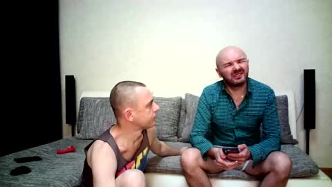 Alex and Tobey online show from January 11, 9:25 am