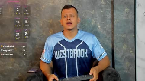 Snapshot of alex_tower chatting on January 14, 9:51 pm Alex Towers online show from January 14, 9:51 pm