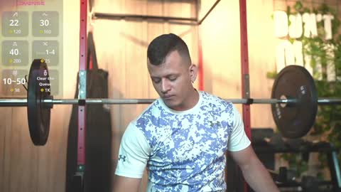 Snapshot of alex_tower chatting on January 29, 10:43 pm Alex Towers online show from January 29, 10:43 pm