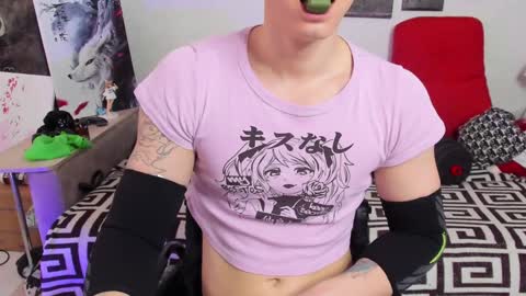 Snapshot of alex_wandhot chatting on February 1, 9:11 am Alex WandHot online show from February 1, 9:11 am