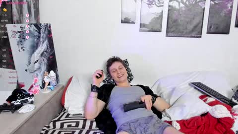 Snapshot of alex_wandhot chatting on February 9, 11:14 am Alex WandHot online show from February 9, 11:14 am