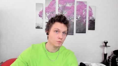 Snapshot of alex_wandhot chatting on February 25, 6:25 am Alex WandHot online show from February 25, 6:25 am