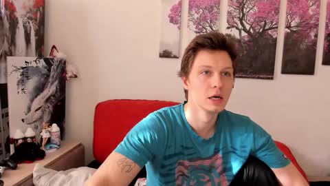 Snapshot of alex_wandhot chatting on March 3, 9:33 am Alex WandHot online show from March 3, 9:33 am